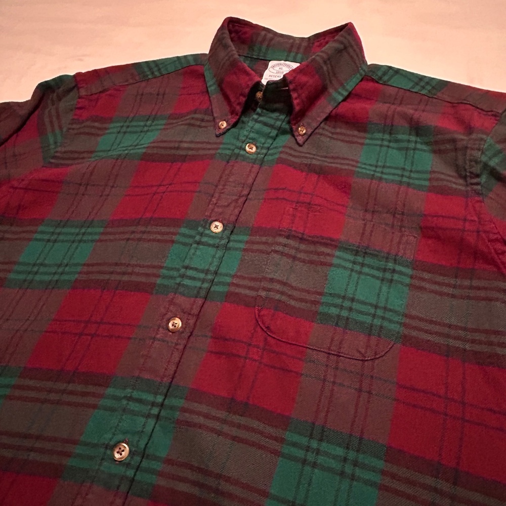 Brooks Brothers Men’s XL Regent Fit Red Green Plaid Flannel Shirt 1818 - Picture 3 of 7